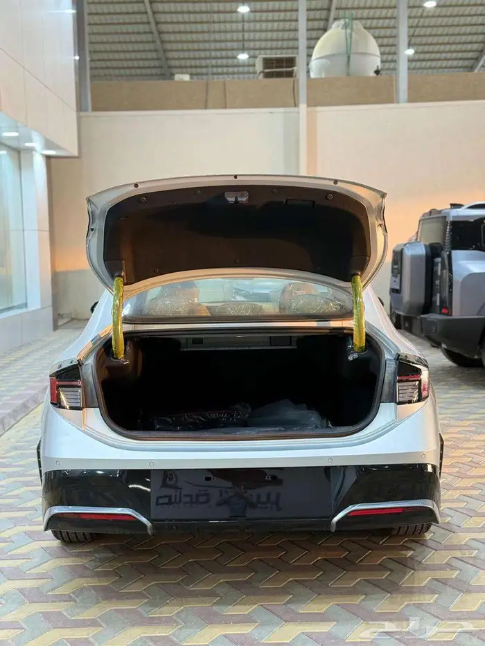 هيونداي سوناتا كومفورت موديل2025 بسعر 110400شامل الضريبه 3