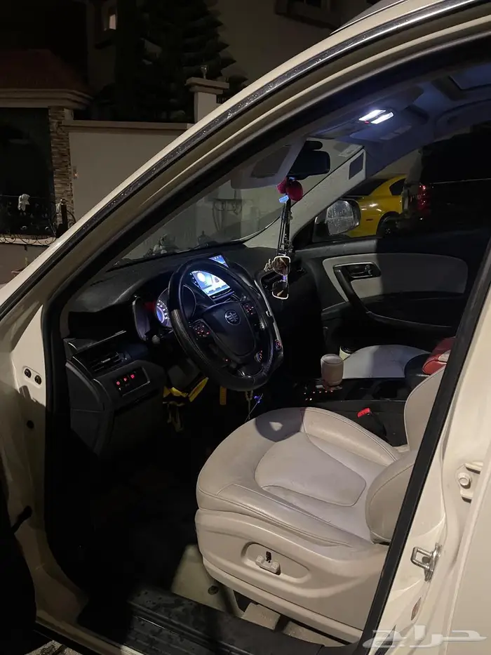 للبيع سيارة فاو FAW 17