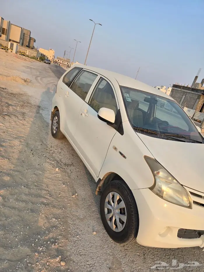 تويوتا أفانزا 2015 1