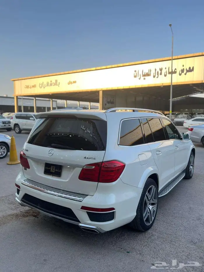 مرسيدس GL500 موديل 2015 - معرض خلف للسيارات 2