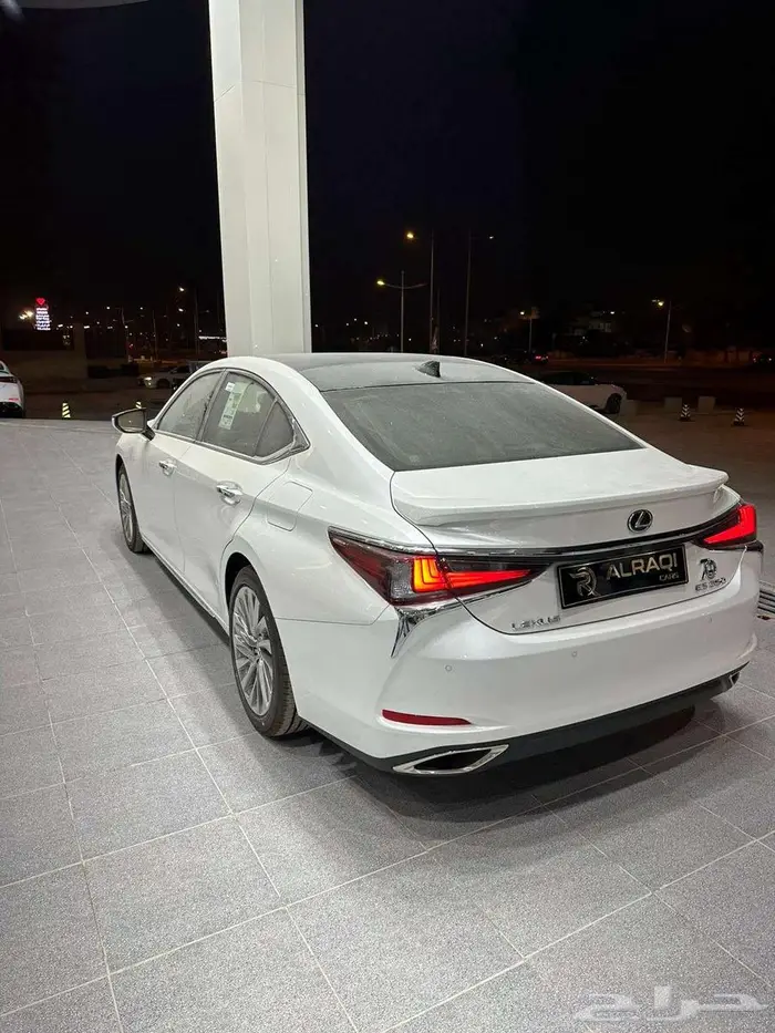 لكزس ES350 DD خليجي 2025 11