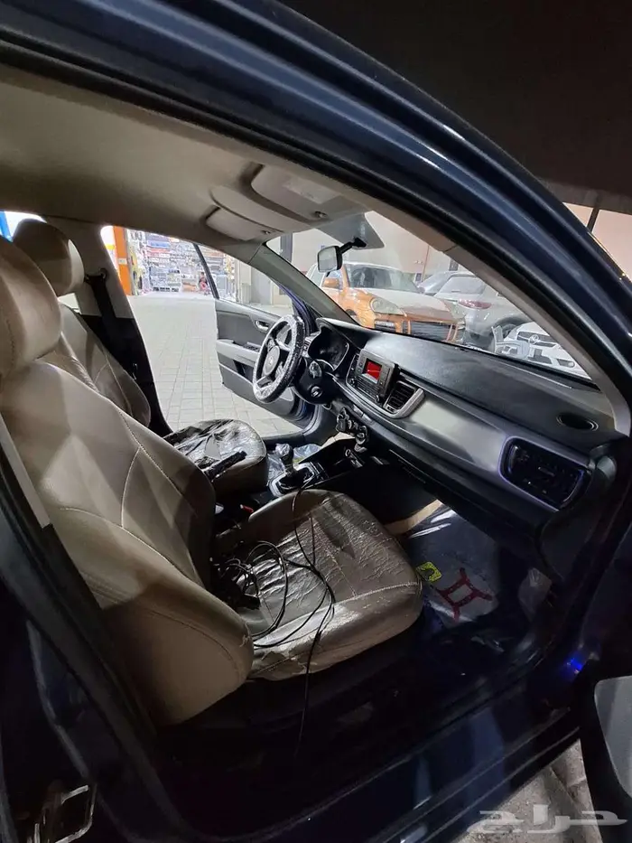 للبيع سيارة كيا ريو موديل 2020 6