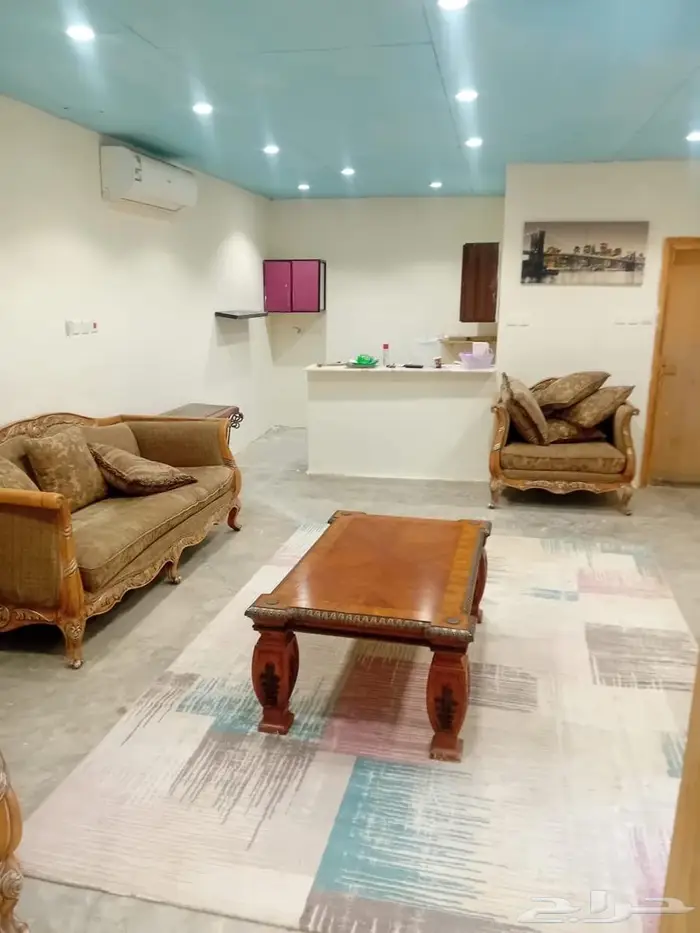 مطلوب مسوق 14