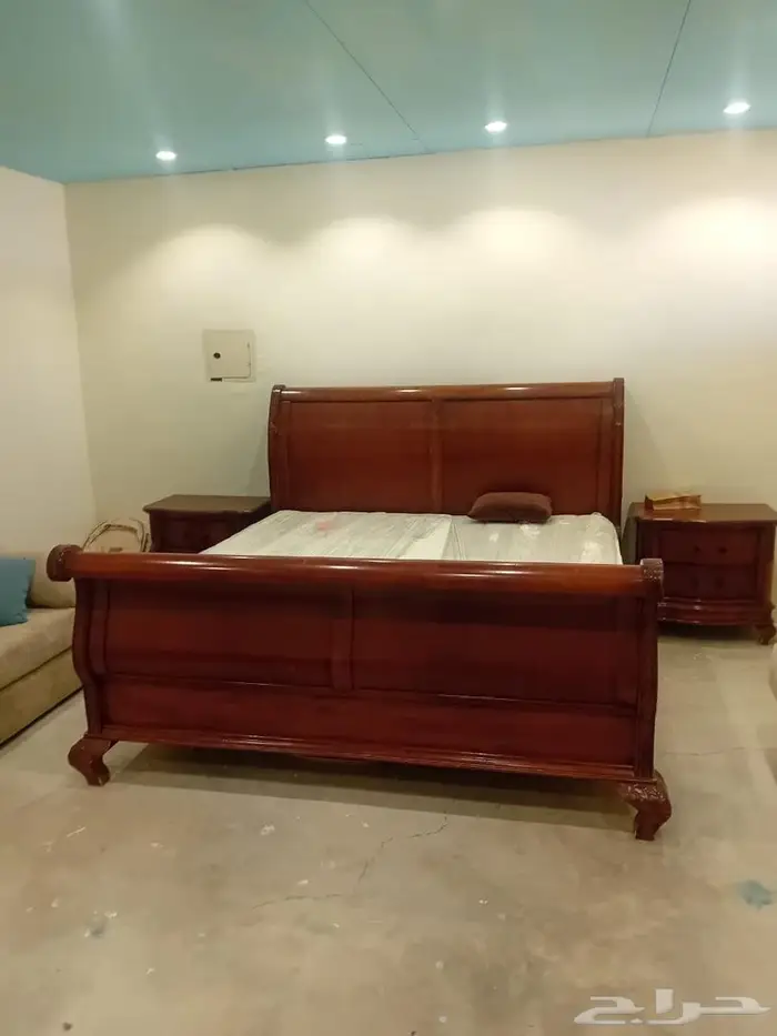 مطلوب مسوق 8