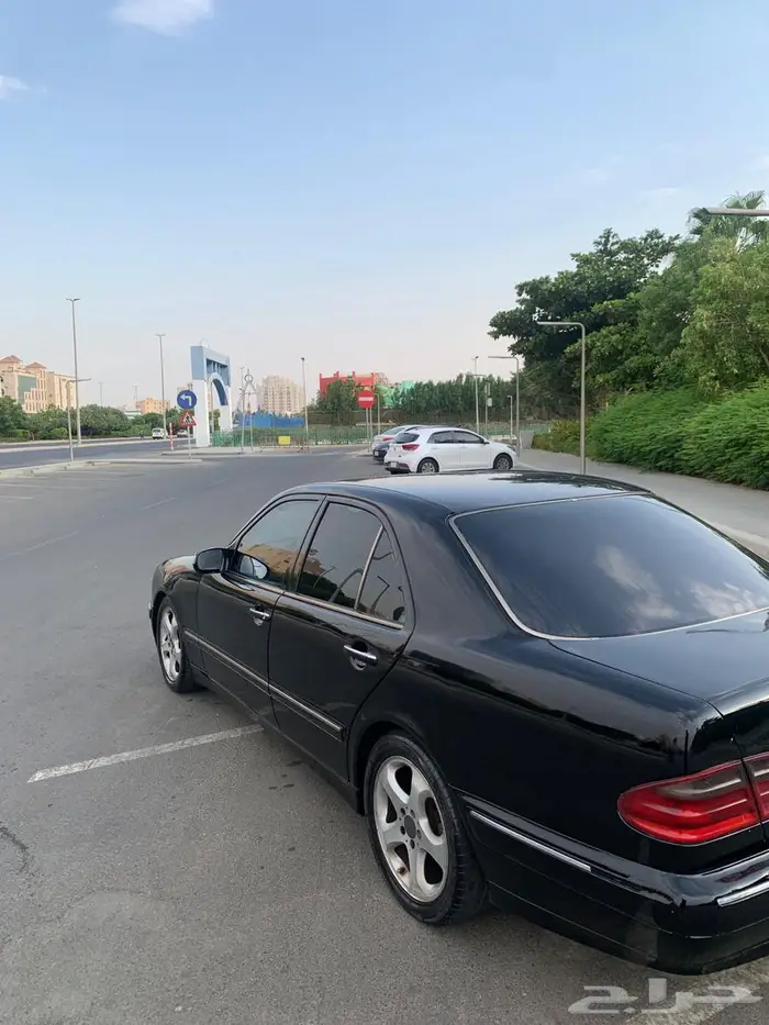 مارسيدس ابو عيون 2002 1