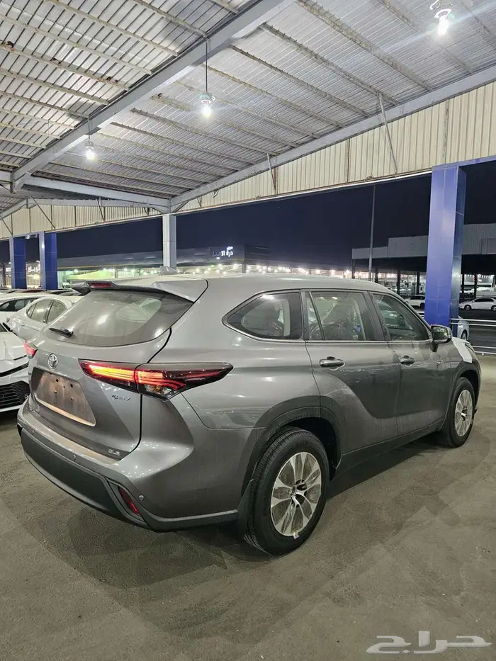 تويوتا هايلاندر GLE نص فل موديل 2025 - 3 5