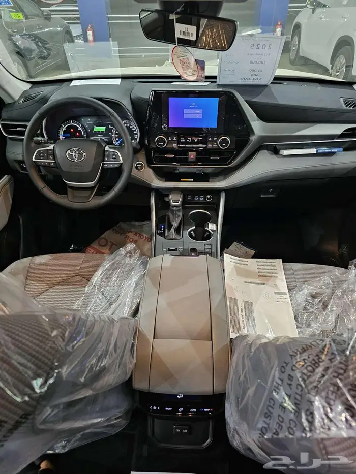 تويوتا هايلاندر GLE نص فل موديل 2025 - 3 10