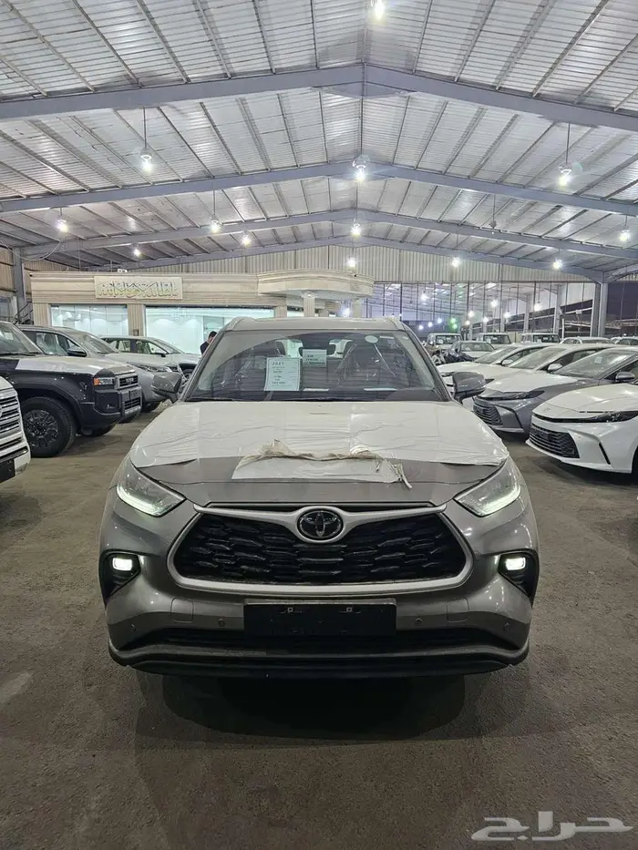 تويوتا هايلاندر GLE نص فل موديل 2025 - 3 0