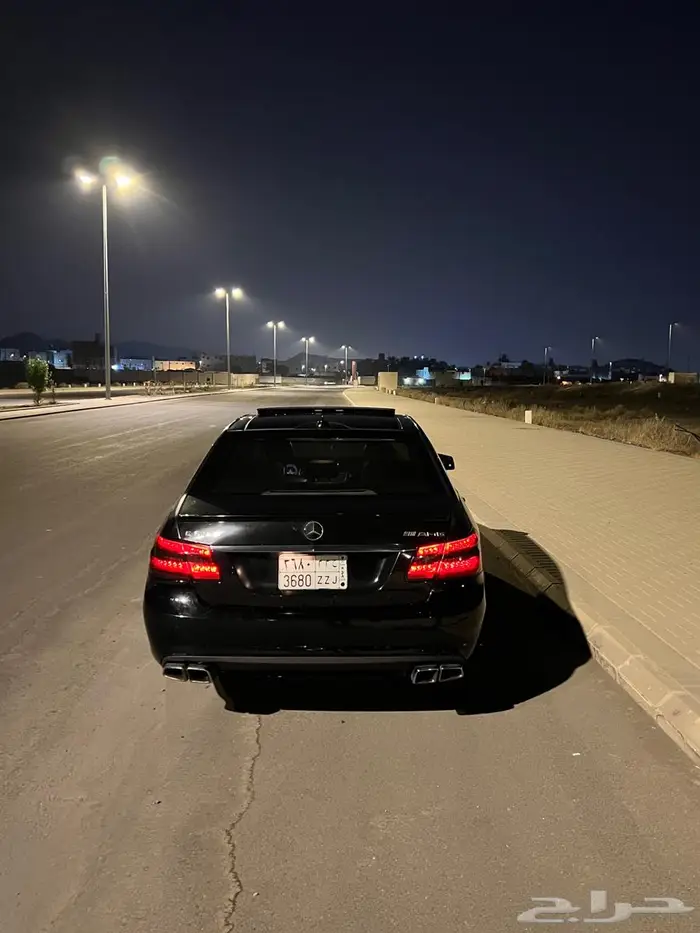 مرسيديس E300 2