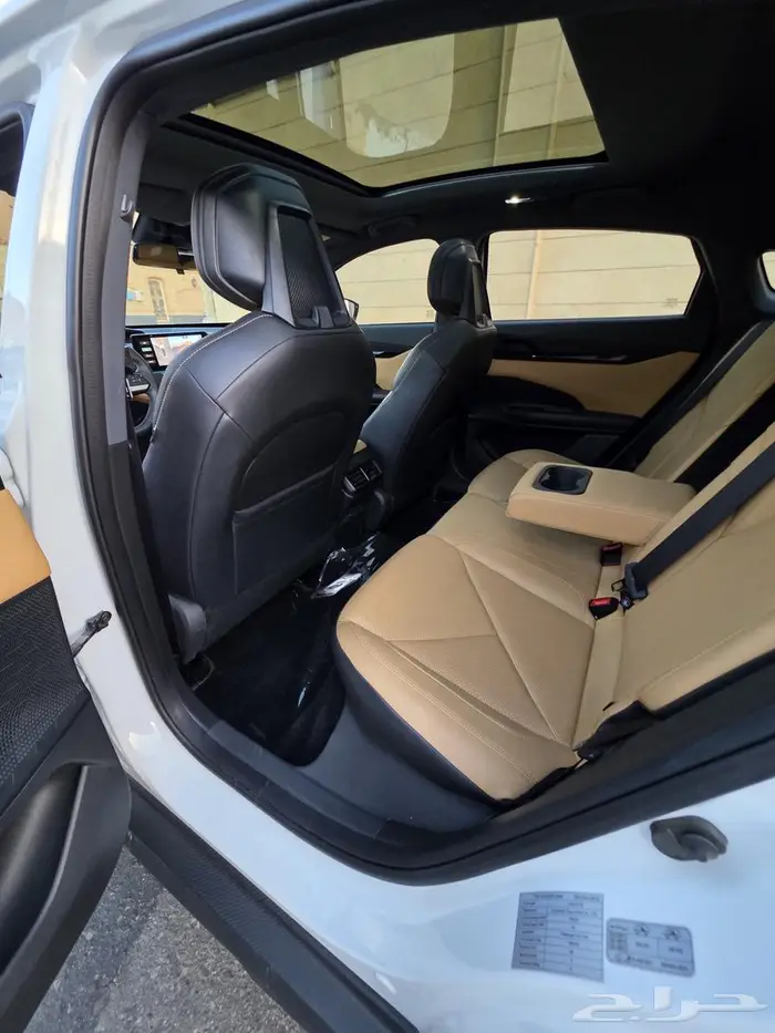 شانجان يوني في هاتشباك 12