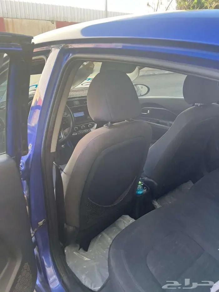 كيا ريو بودي بلد لوحة مميزة 2