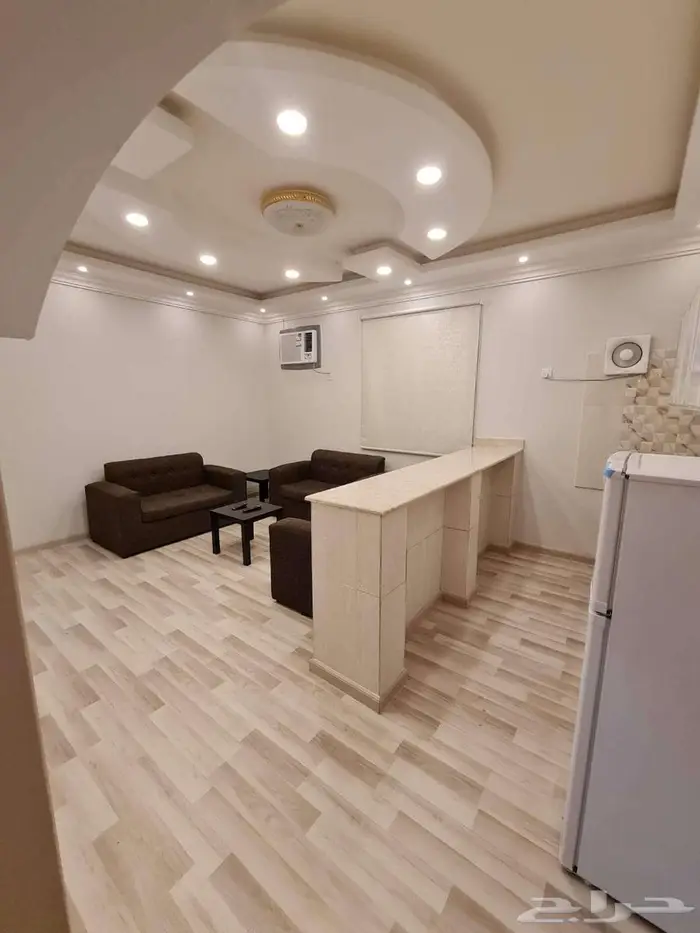 شقق غرفة وصالة مؤثثة فاخرةوشقة بلاط غرفتين ومجلسين خميس مشيط 1