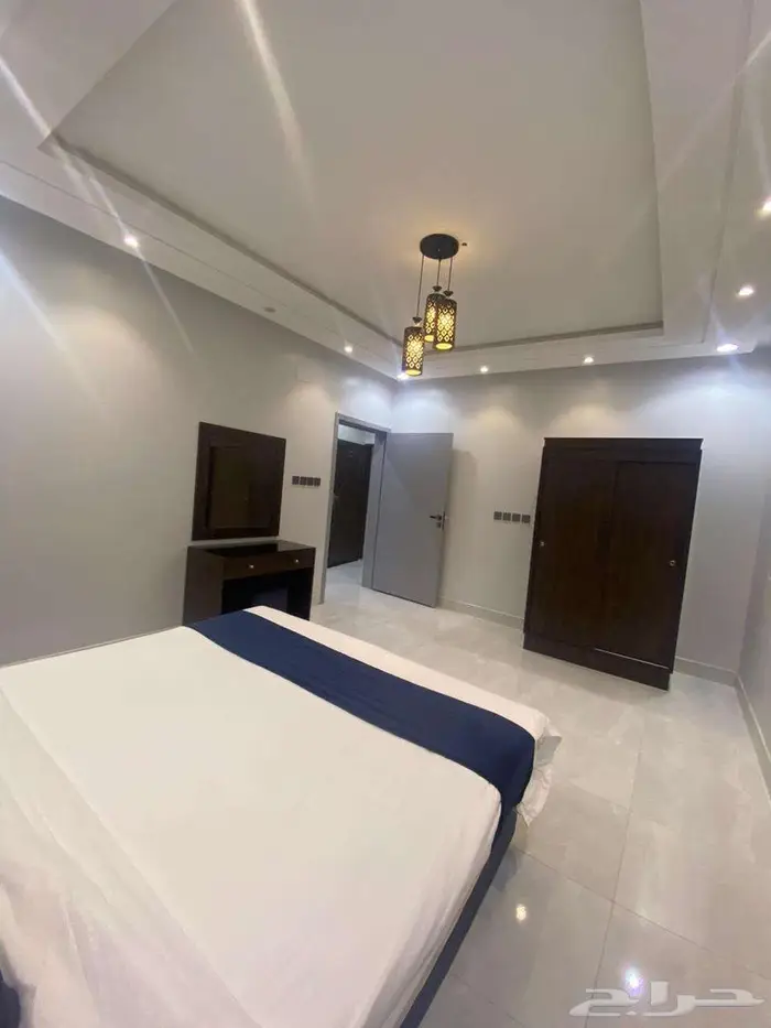 شقة فندقية غرفة وصالة مؤثثة وفاخرة للعوايل بخميس مشيط 10