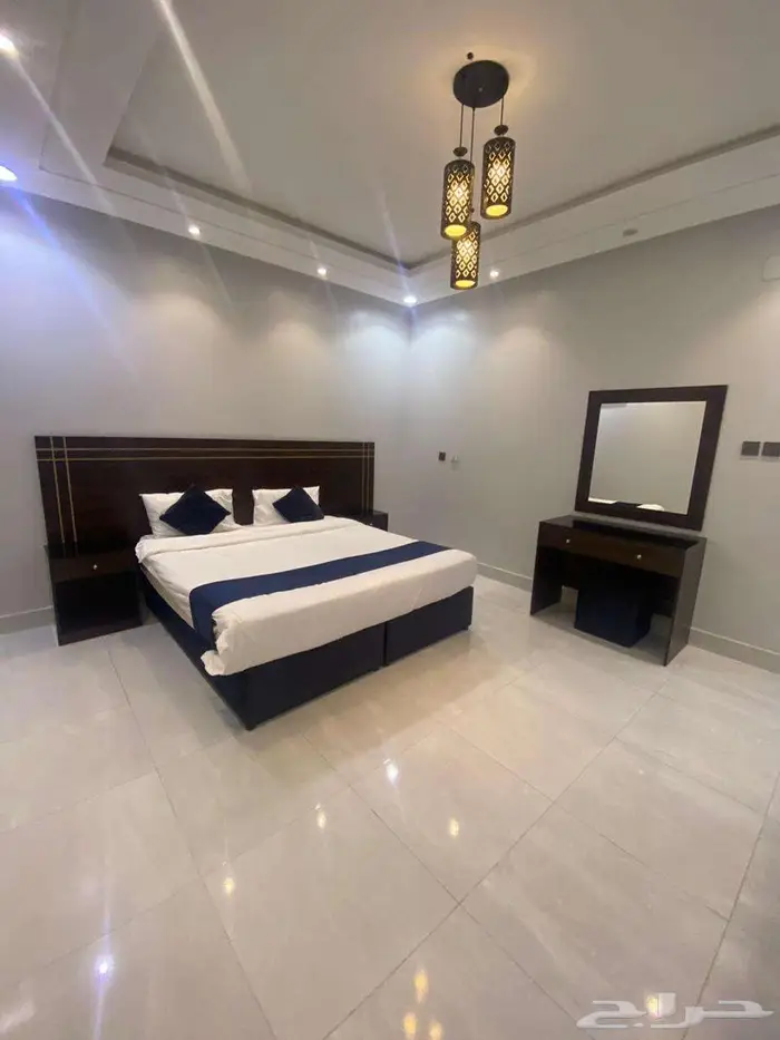 شقة فندقية غرفة وصالة مؤثثة وفاخرة للعوايل بخميس مشيط 4