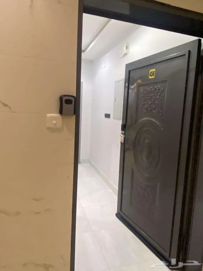 شقة فندقية غرفة وصالة مؤثثة وفاخرة للعوايل بخميس مشيط 7