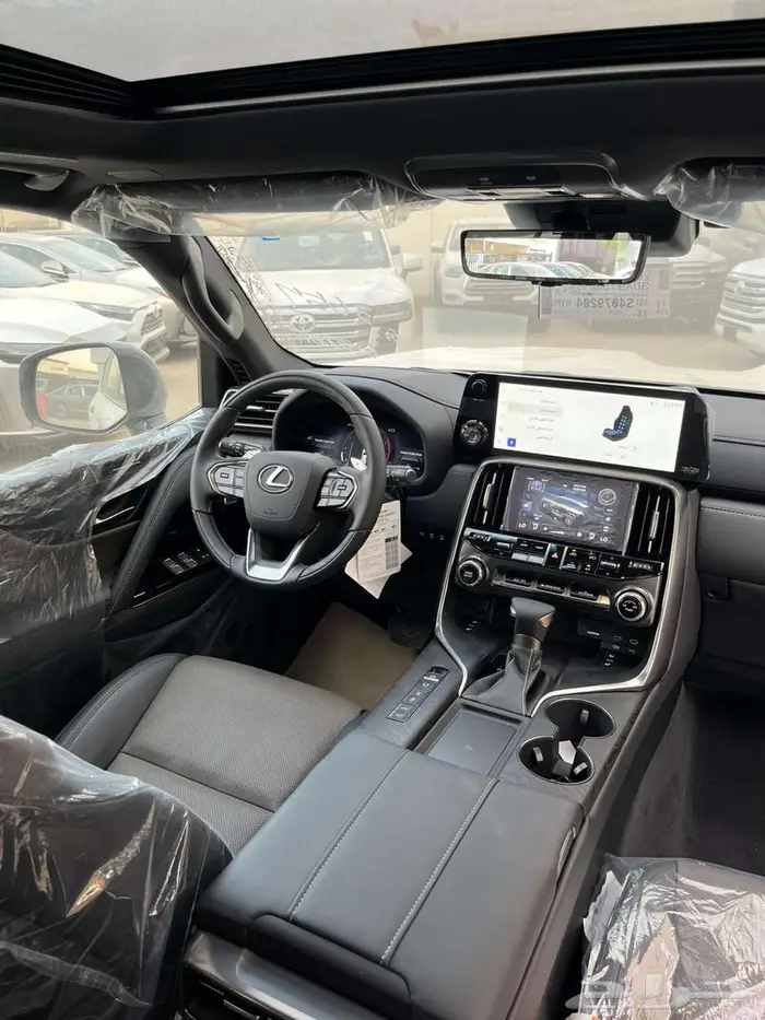 لكزس LX600 OT سعودي 2025 عبد اللطيف جميل 11