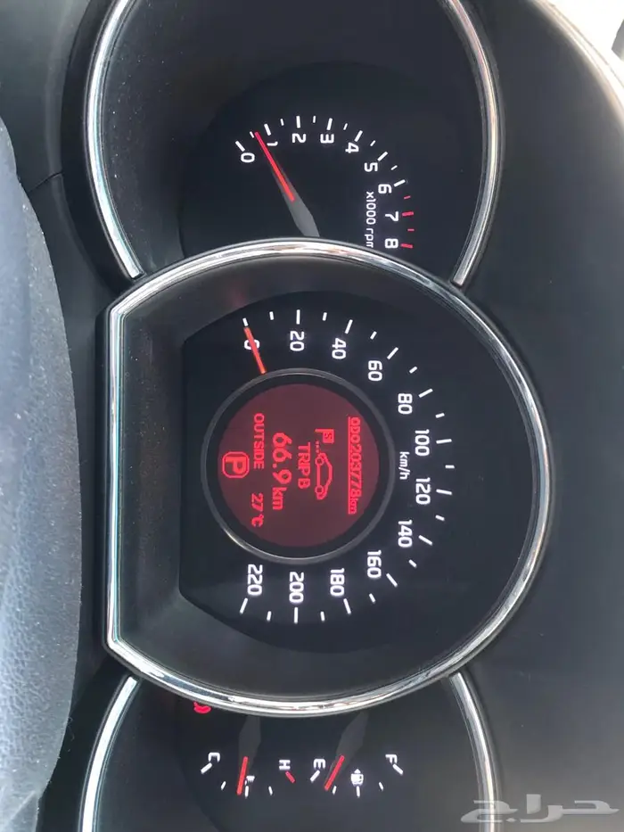 كيا ريو هاتشباك 2016 7