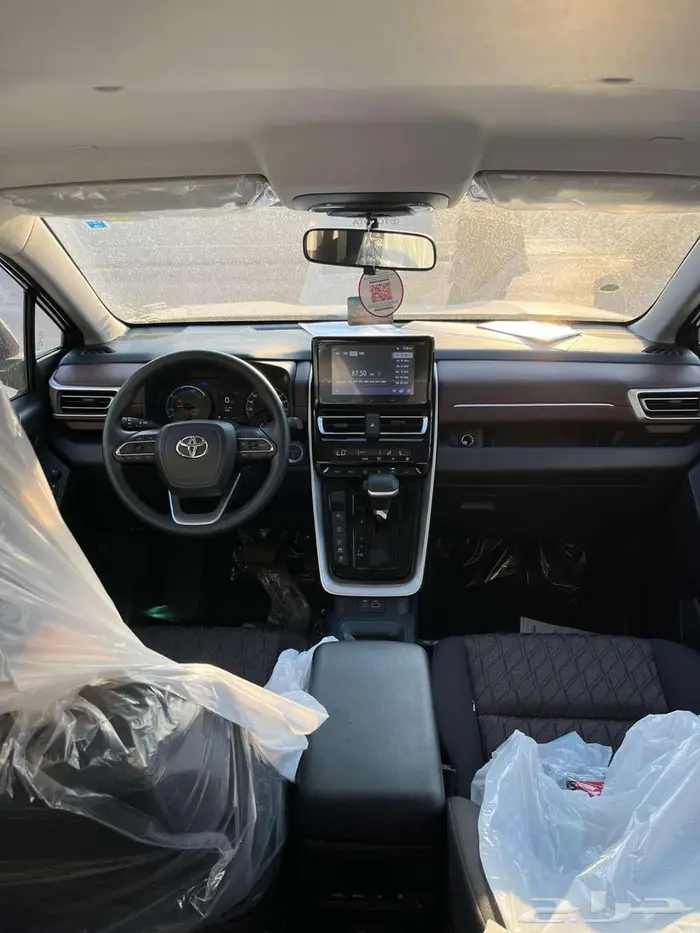 تويوتا انوفا هايبرد GL 2025 6