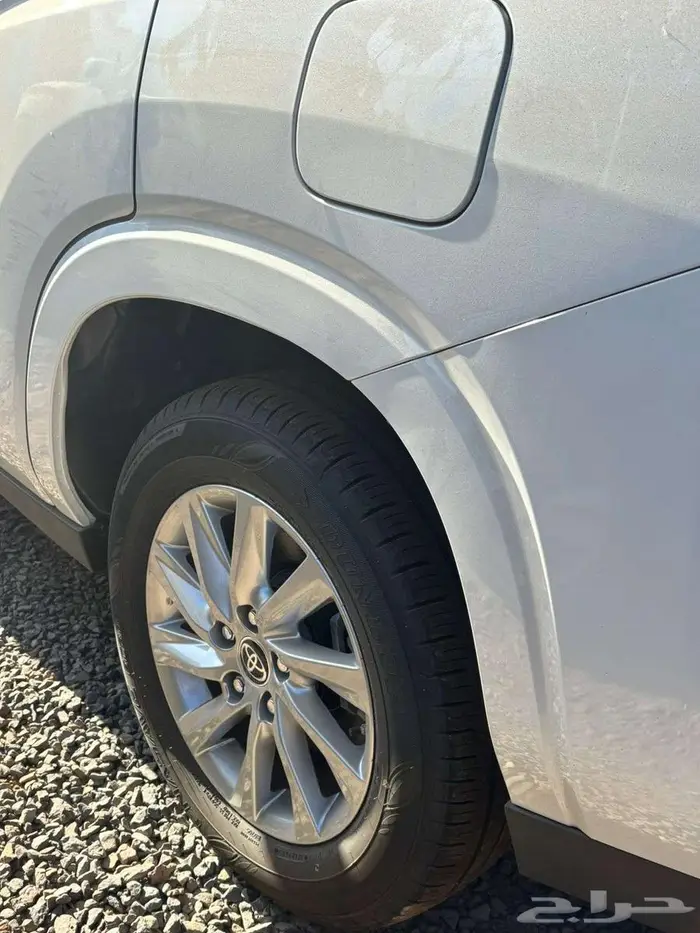 تويوتا انوفا هايبرد GL 2025 4