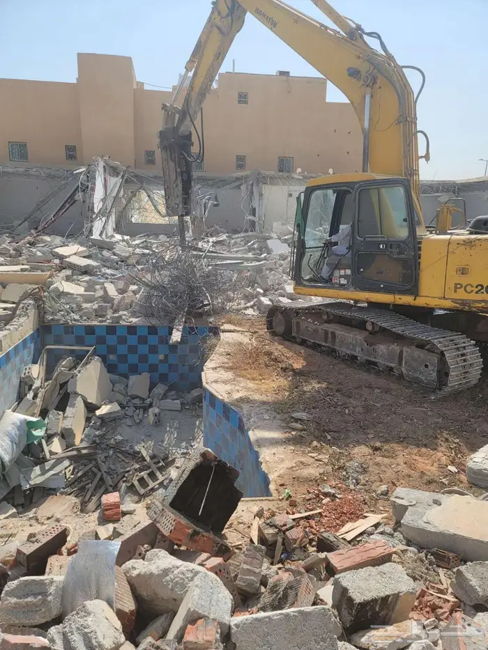 هدم المباني مجانا مؤسسة هدم وتكسير الخزانات وترحيل 1