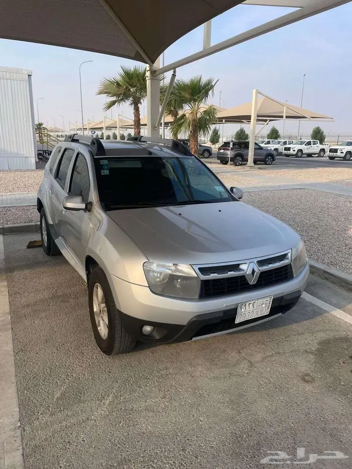 Duster 2015 like new داستر نظيف 0