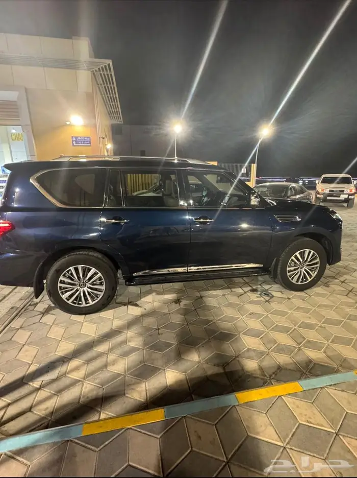 نيسان بلاتينيوم 6 V 1