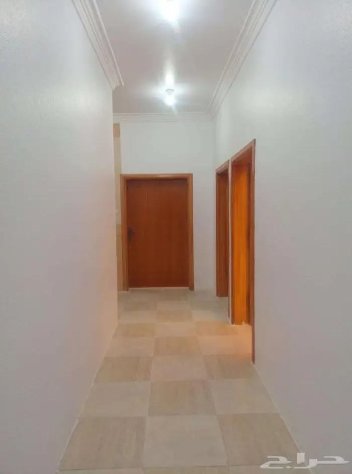 شقق غرفة وصالة مؤثثة فاخرةوشقة بلاط غرفتين ومجلسين خميس مشيط 22