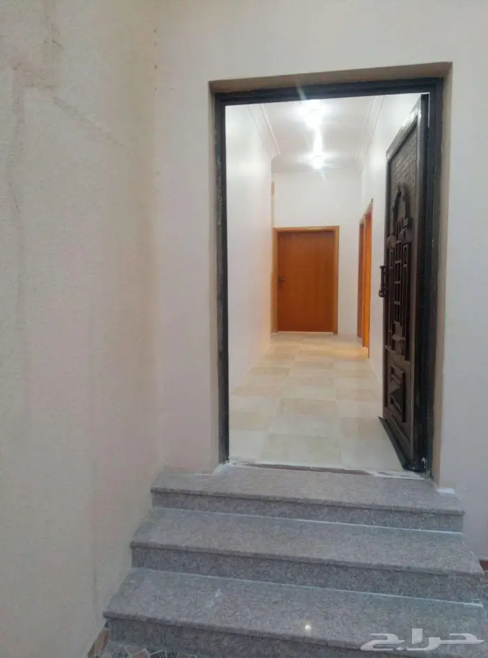 شقق غرفة وصالة مؤثثة فاخرةوشقة بلاط غرفتين ومجلسين خميس مشيط 9