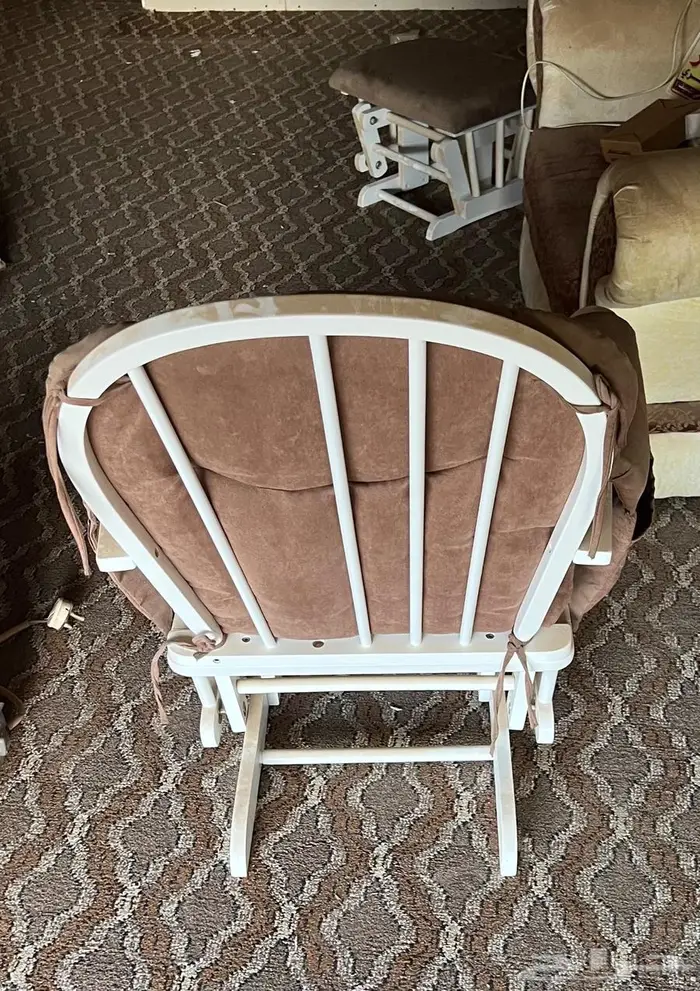 كرسي هزاز من هوم سنتر 0