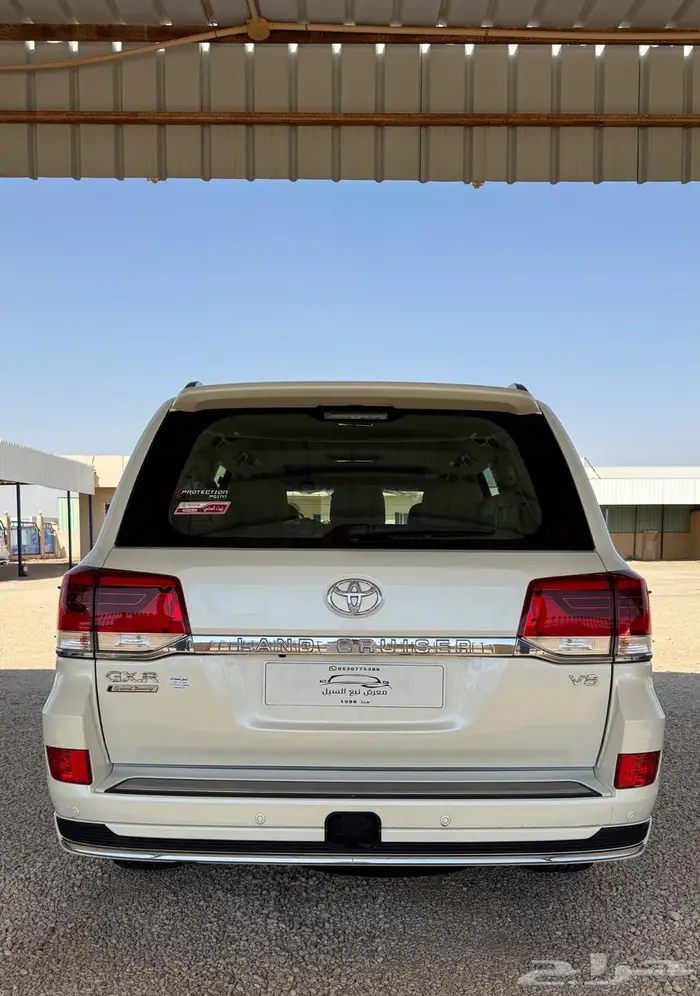 لاندكروزر GXR 2020 تورنق سعودي ماشي 72 فقط 23