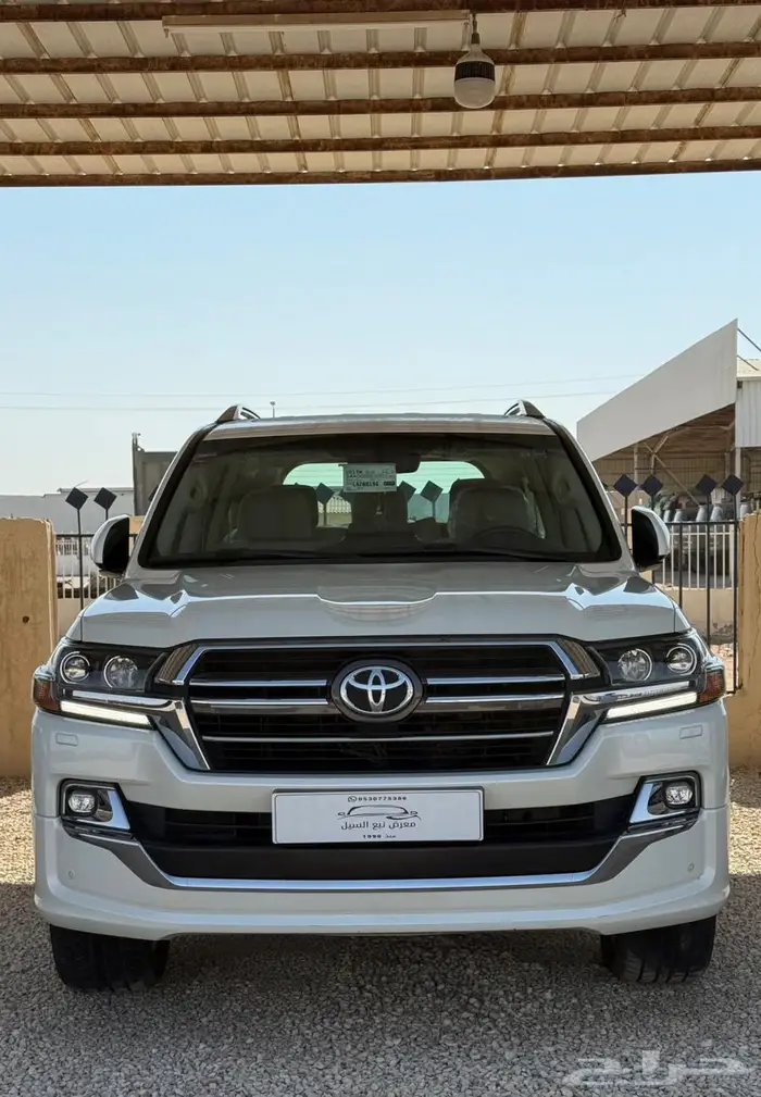 لاندكروزر GXR 2020 تورنق سعودي ماشي 72 فقط 0