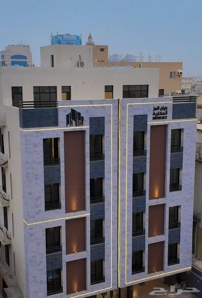 للبيع عمارة جديدة 13 شقة بحي السلامة 2