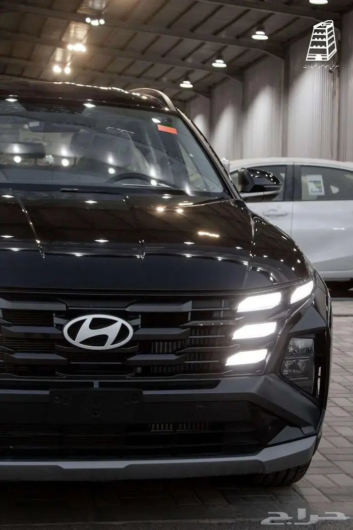 هونداي توسان سمارت مكينه 1.6 لون اسود موديل 2025 1