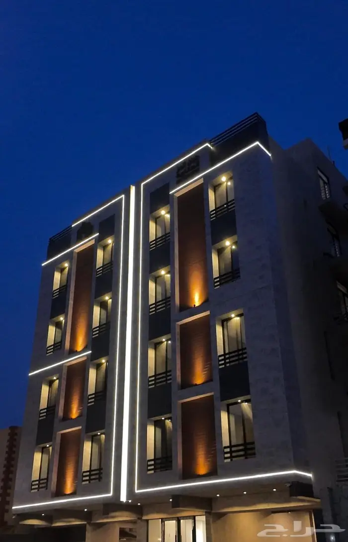 للبيع عمارة جديدة 13 شقة بحي السلامة 1