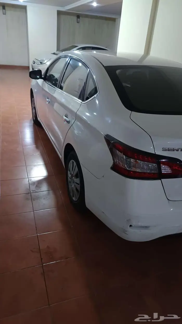 نيسان سينترا 4