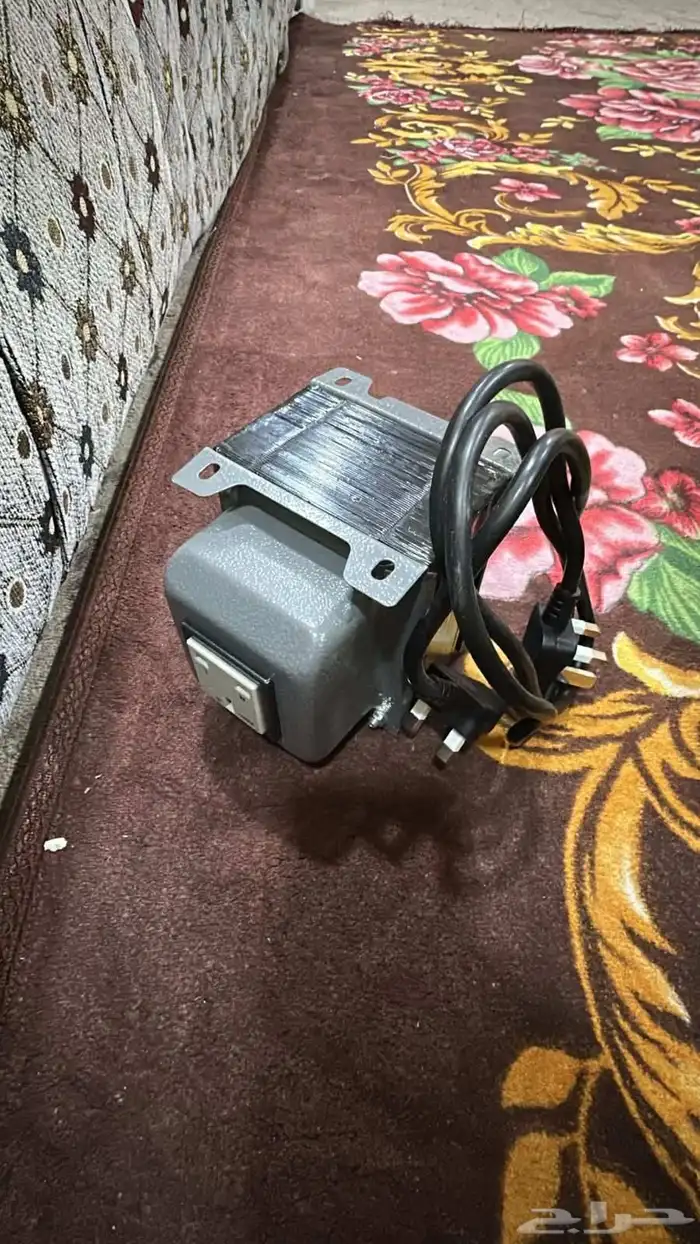 محول كهرباء 1500 وات تحويل من 110 إلي 220 ومن 220 إلي 110 2
