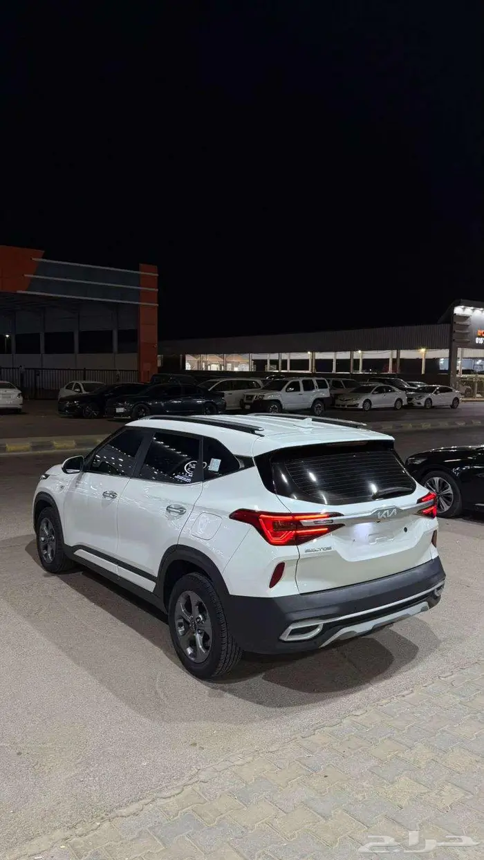 كيا سيلتوس 2022 عداد 173000 فل كامل بدون فتحة 4