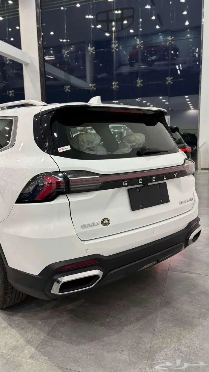 جيلي اوكافانجو 2025 ثلاث مراتب سيارة عائلية 82.700 5