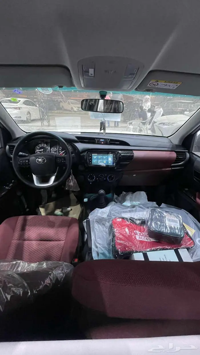 هايلوكس GLX غمارة بدون دبل بنزين 2025 سعودي 9