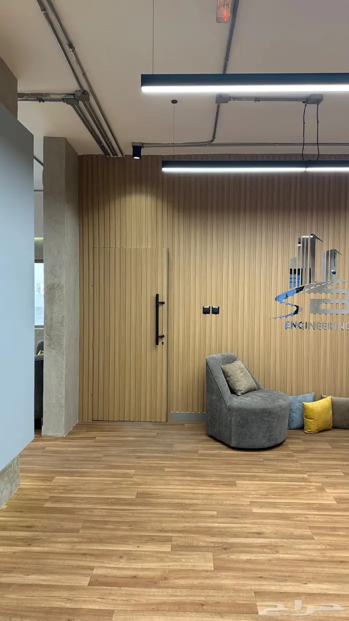 مكتب للتقبيل 2