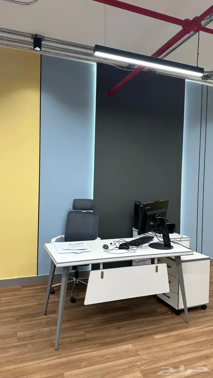 مكتب للتقبيل 9