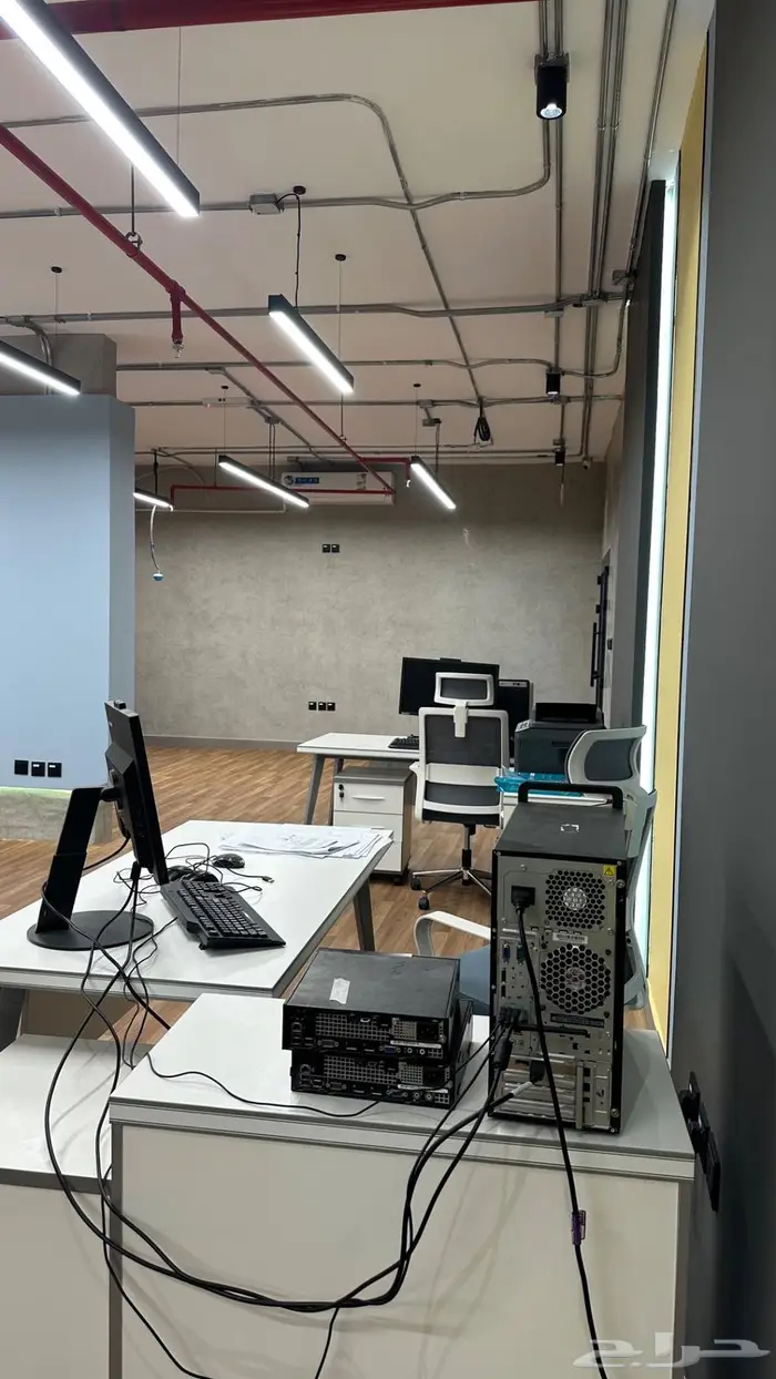 مكتب للتقبيل 16