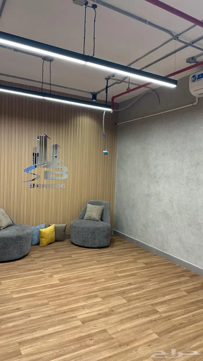 مكتب للتقبيل 13