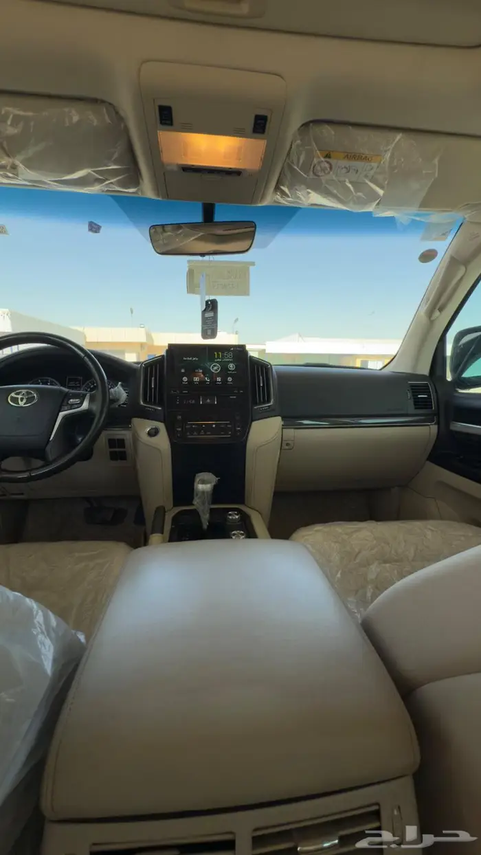 لاندكروزر GXR 2020 تورنق سعودي ماشي 72 فقط 54