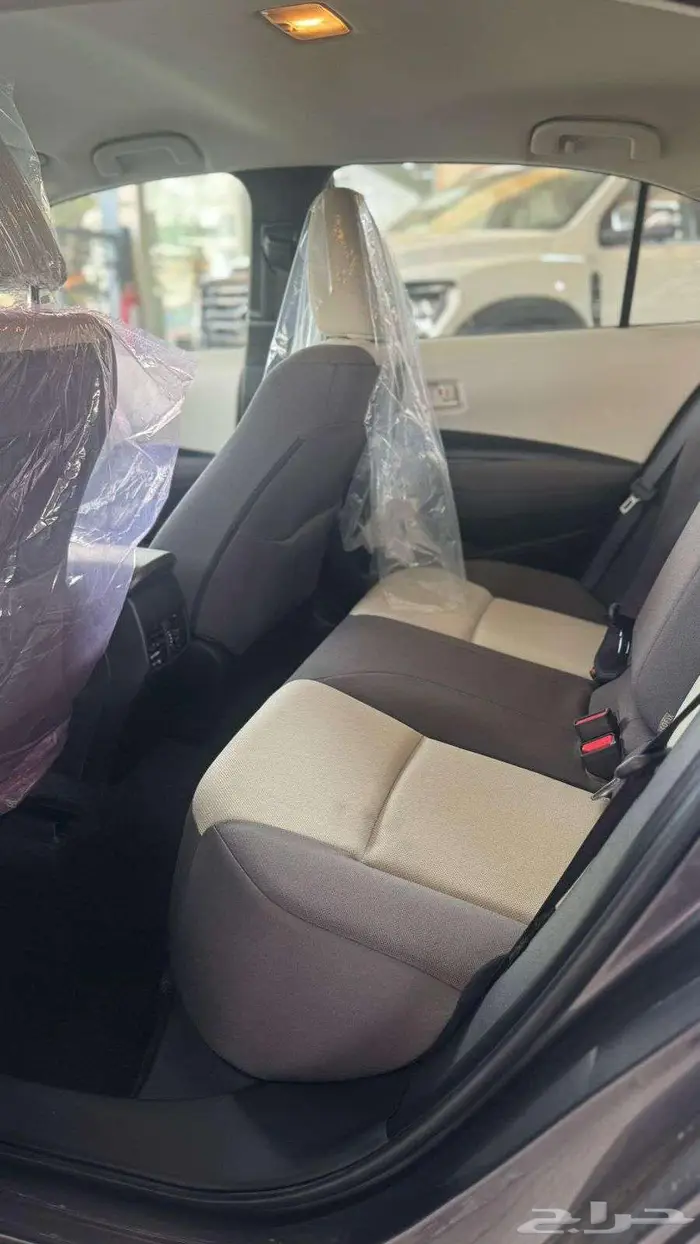 تويوتا كورلا 2025 10