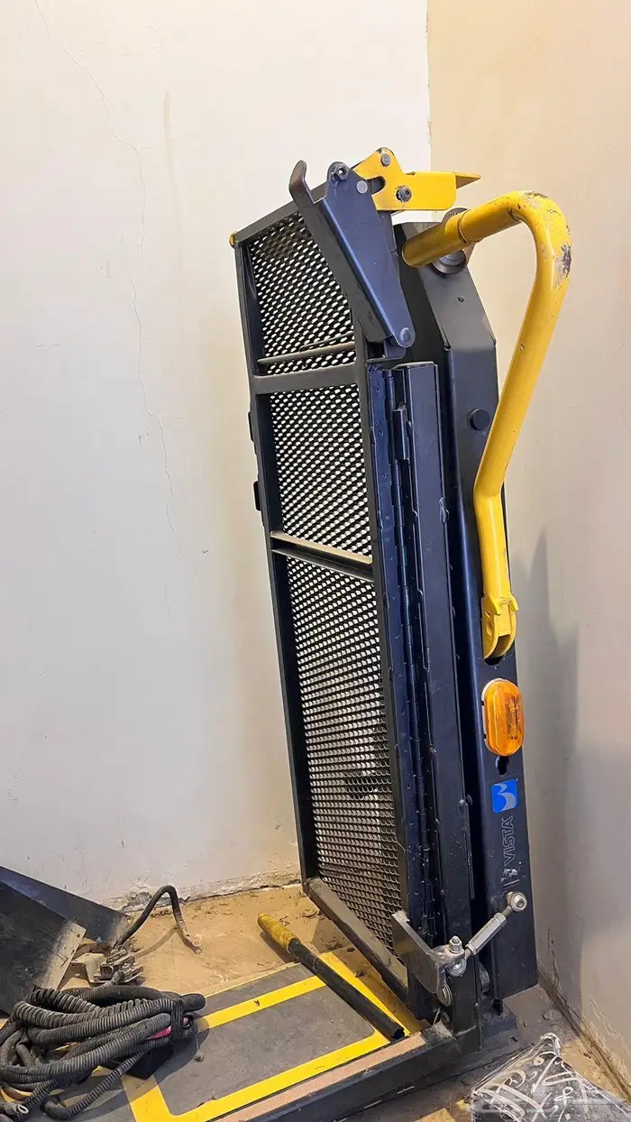 جهاز للمعاقين حركيا 0