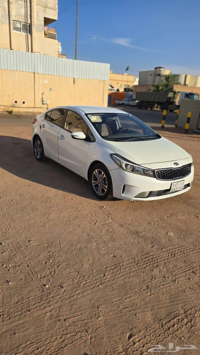 كيا سيراتو للبيع 2017 12