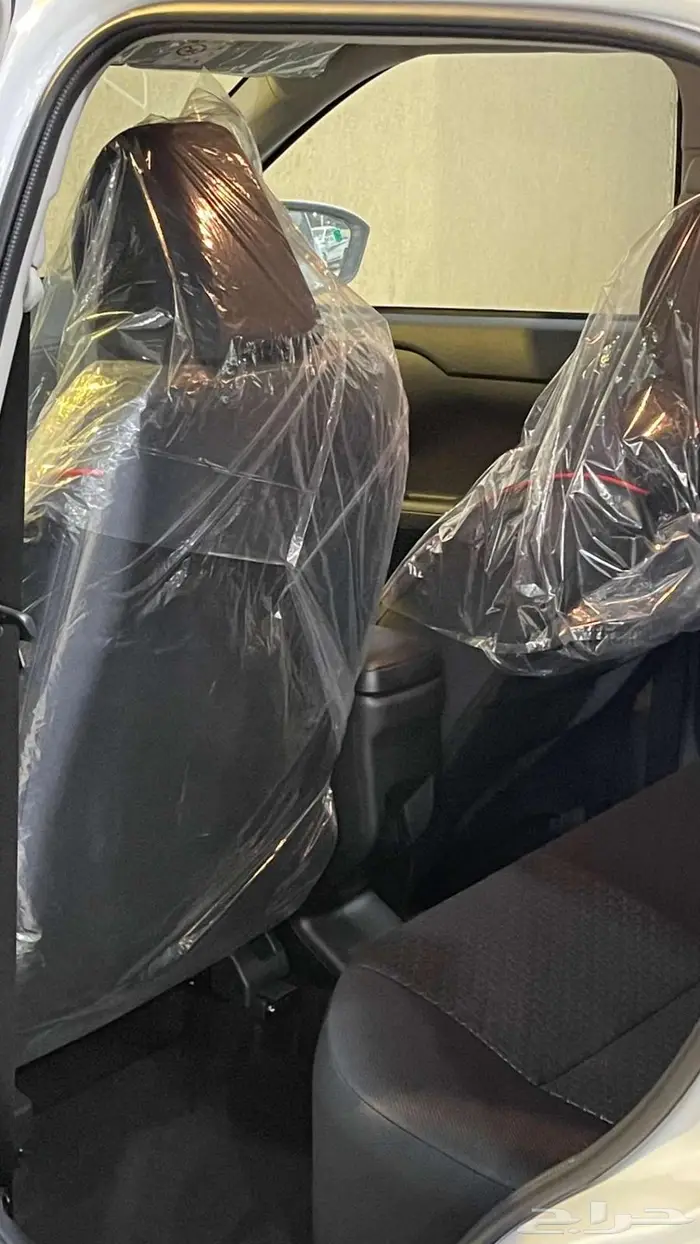 تويوتا رايز ستاندر XLE ابيض وفضي 2026 متوفر لدي الثواب 6