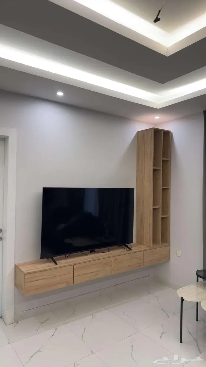 طاولة جدار 0