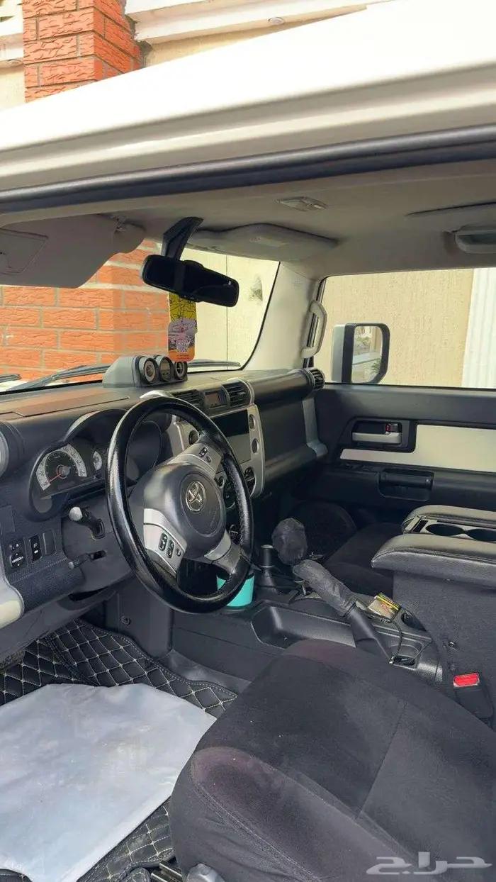 تويوتا اف جي 2011 5